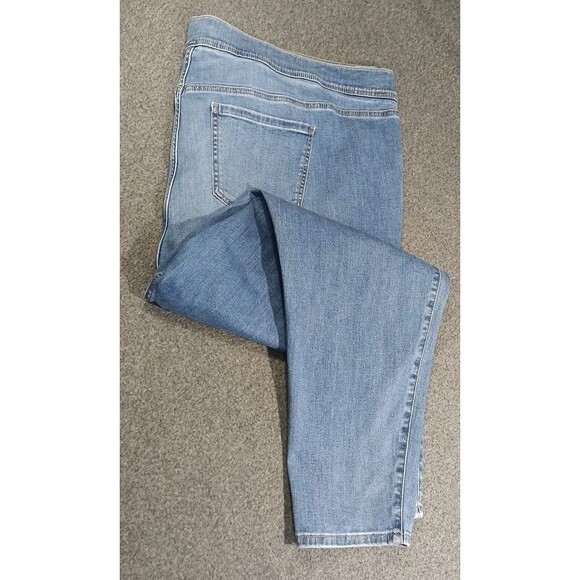 Torrid Jean Skinny Blue Super Soft Mid Rise Pull-on Jeggings Meteor size 6R - Picture 14 of 15